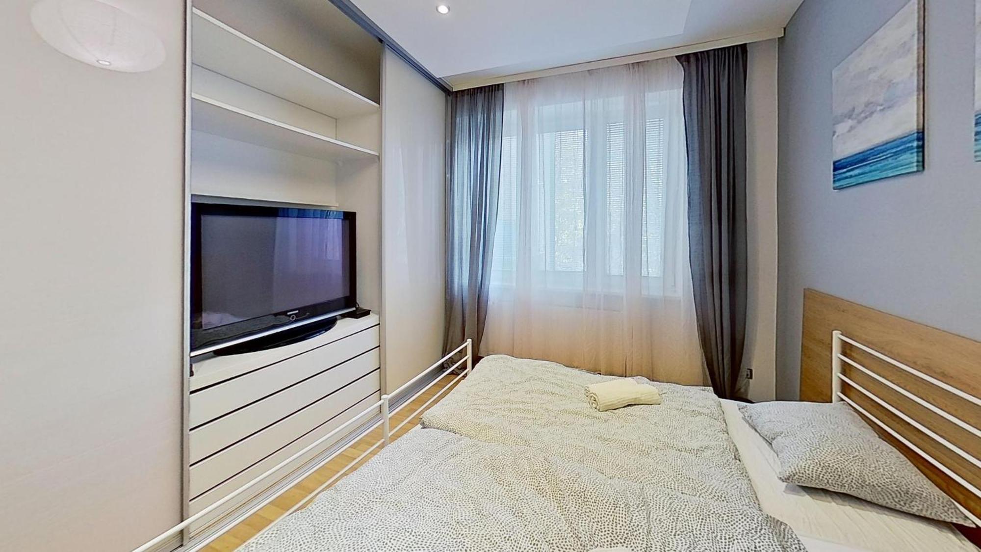 2Br Apt With Free Garage Parking, Close To The Historic Centre Bratislava Bagian luar foto